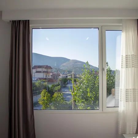 Szálloda The Horizon Berat